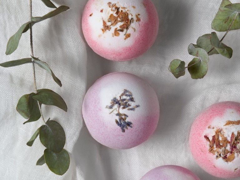 Cremedeo, Lippenpflege & Haaröl selber machen – natürlich & plastikfrei