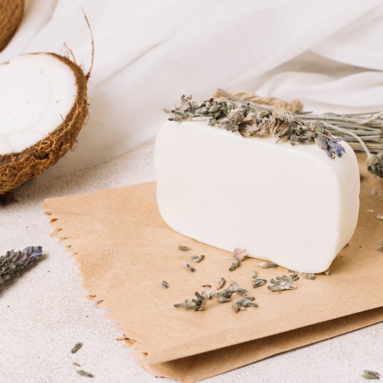 Shampoo-Bar, Conditioner & Haaröl – moderne Haarpflege zum Selbermachen